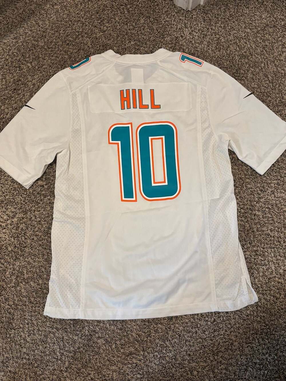 Nike Tyreek Hill Miami Dolphins #10 White Game Jersey Men's Size M New With Tags